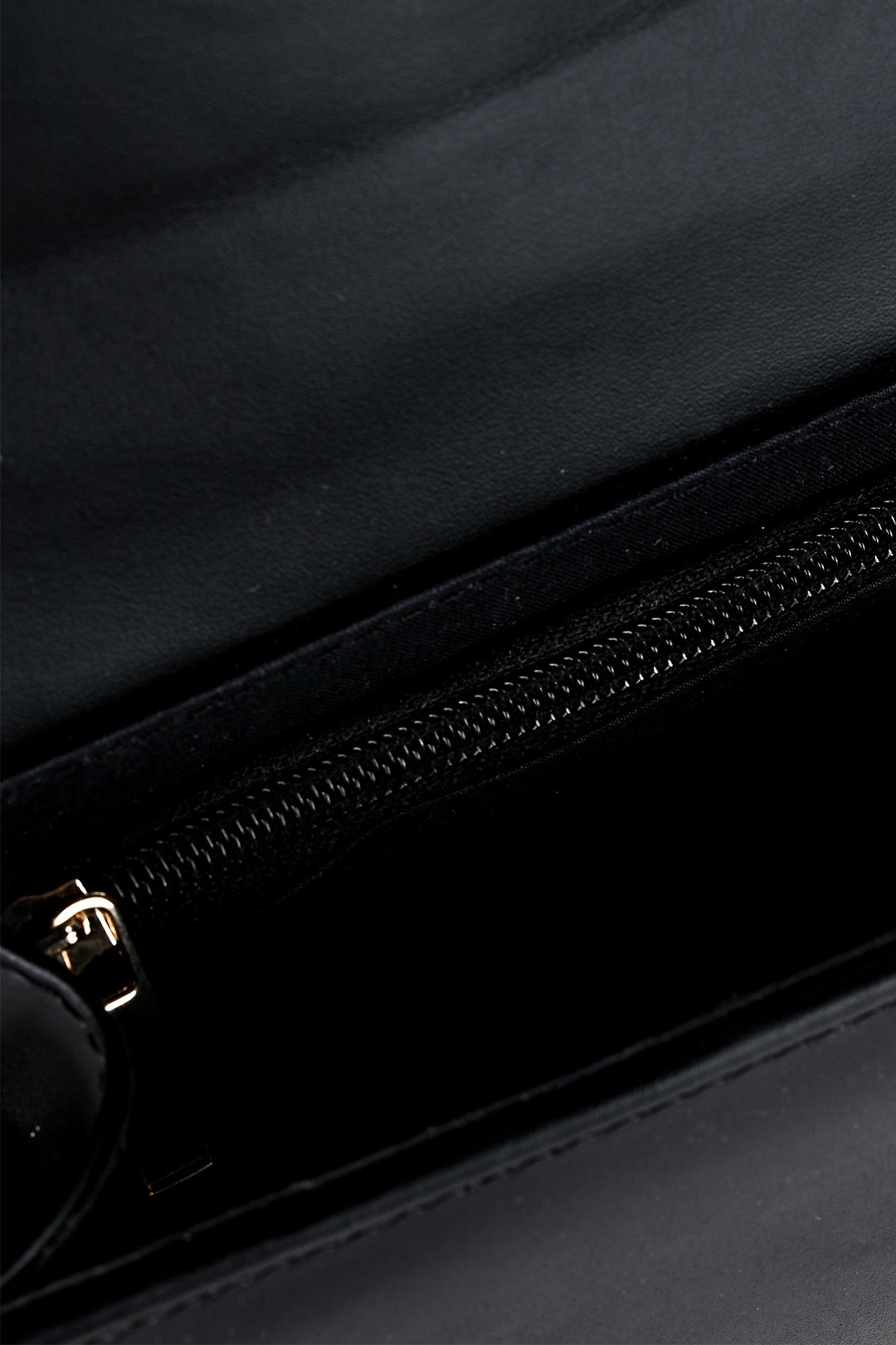 Handbag 21 - Black