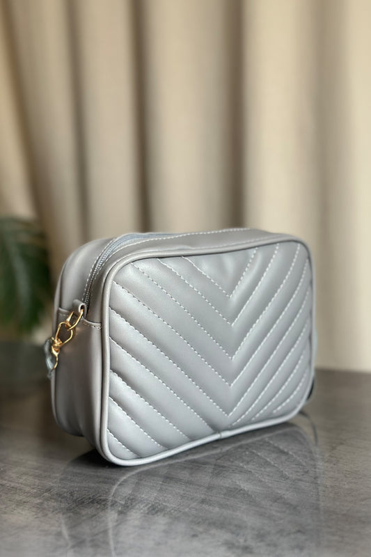 Crossbody 04 - Gray