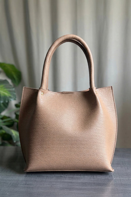 The Veloura Tote - Beige