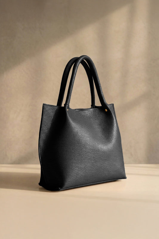 The Veloura Tote - Black