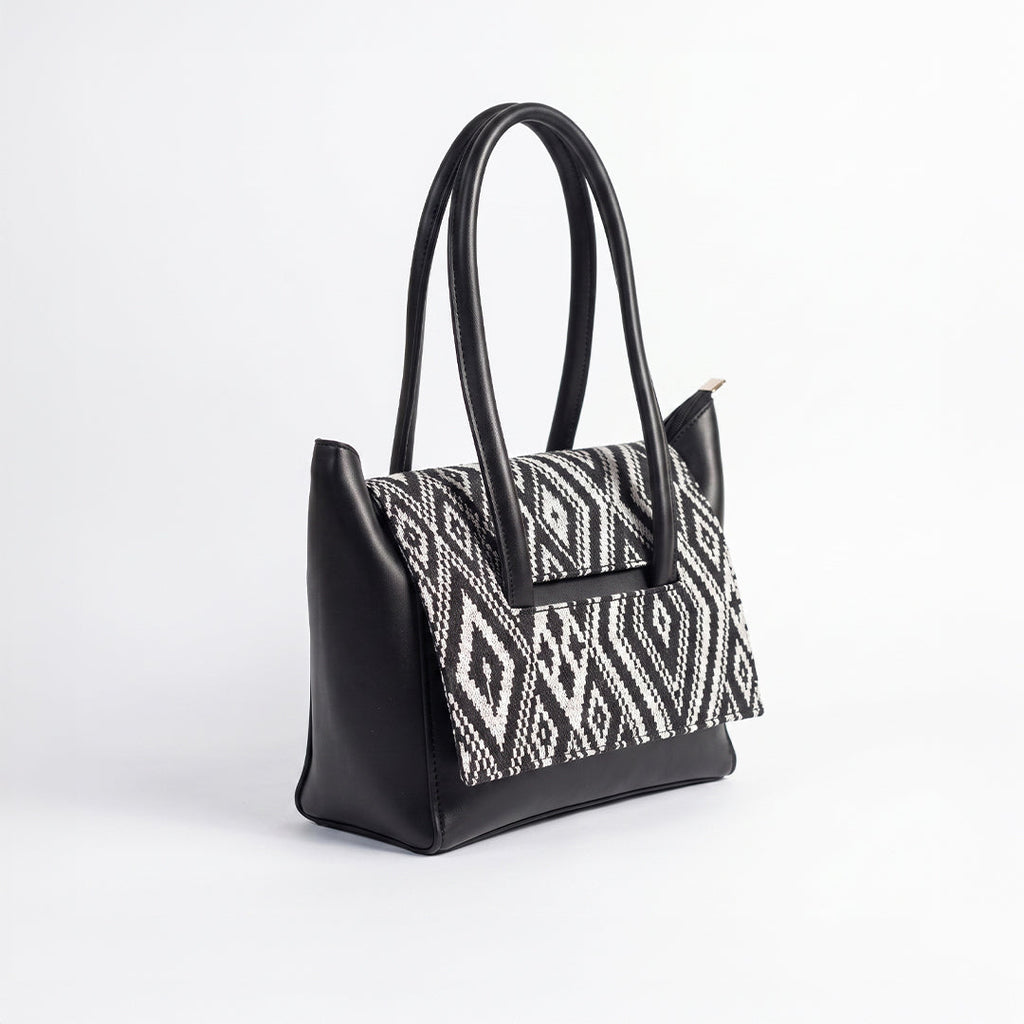 Two Style Canvas Shoulder bag - Black