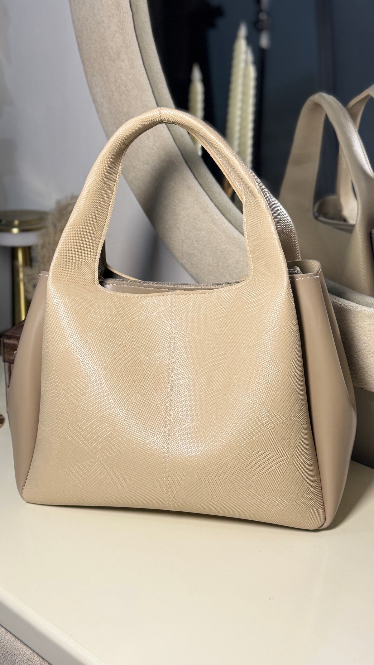 The Veloura Tote - Beige