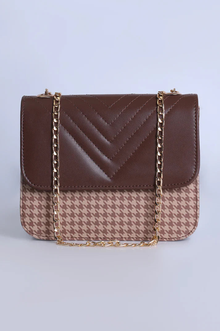The V-Quilt Shoulder bag - Brown
