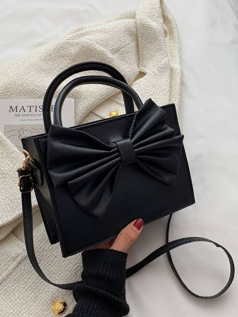 HandBag 02 - Black